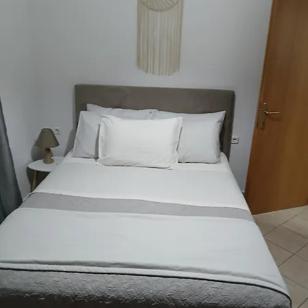 Дом отдыха Artemis Bakerys House 2 Адамас