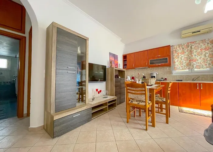 Artemis Bakerys House 2 Holiday home Adamantas (Milos)