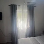 Artemis Bakerys House 2 * Адамас