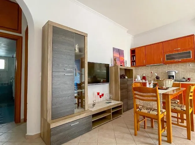 Artemis Bakerys House 2